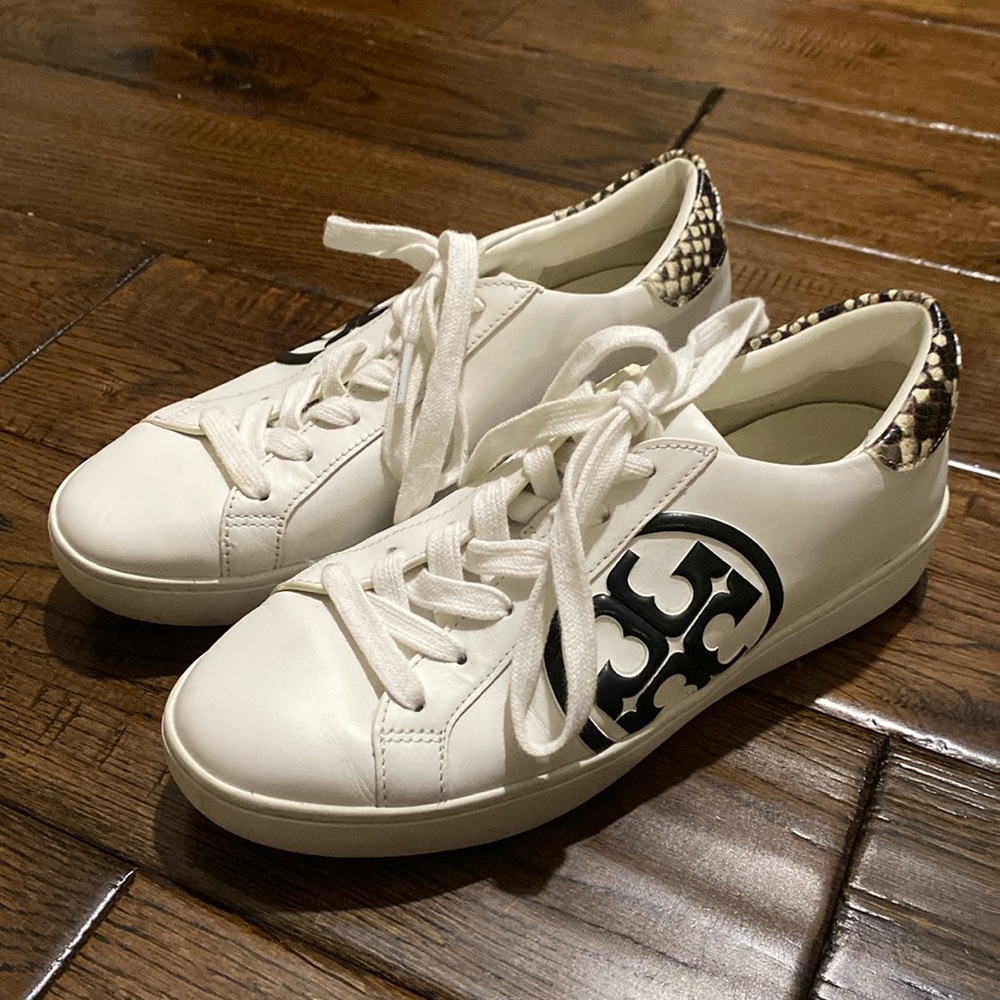 Tory Burch tie shoes